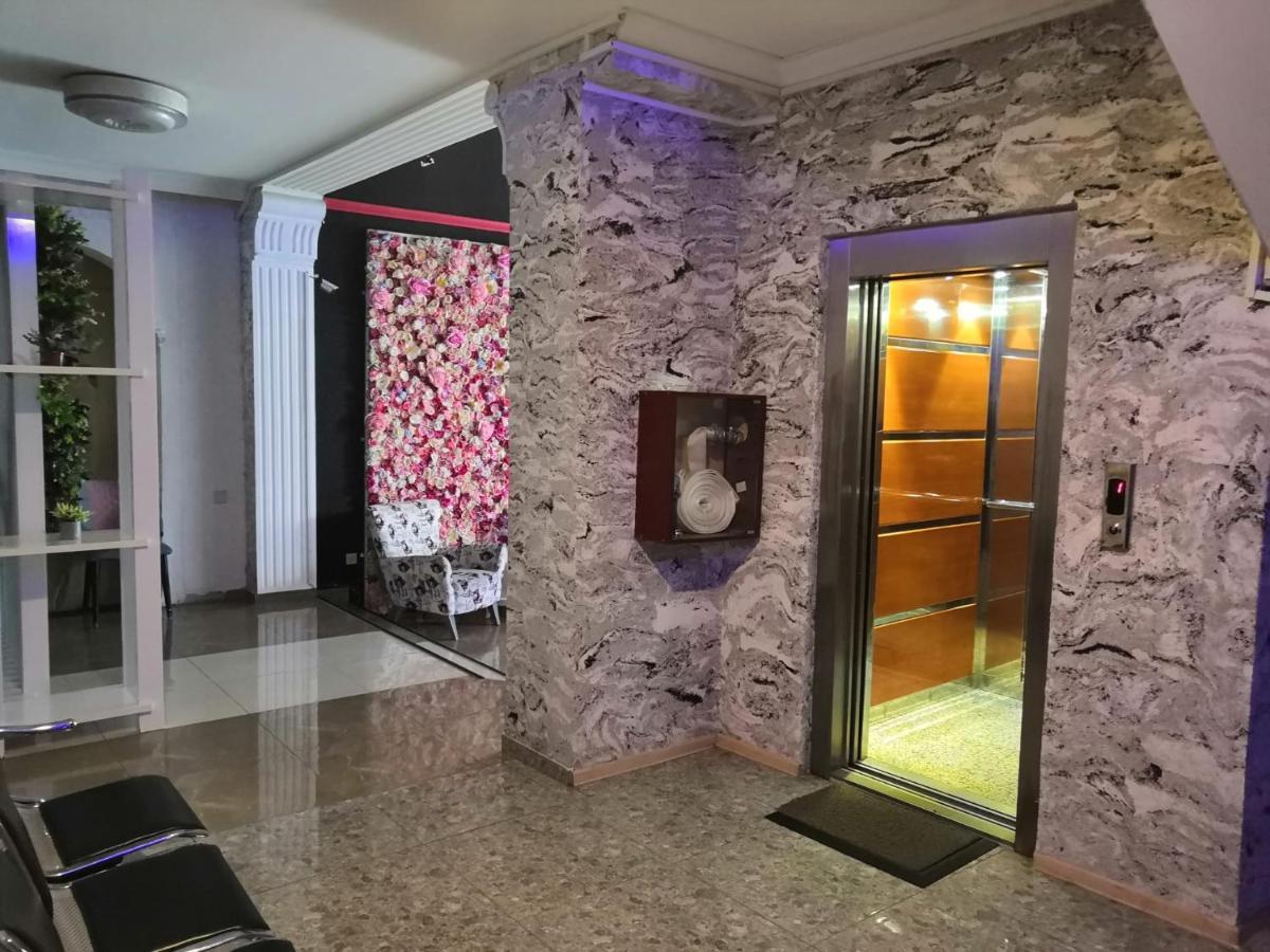 Hotel My Rose Batumi Exterior foto